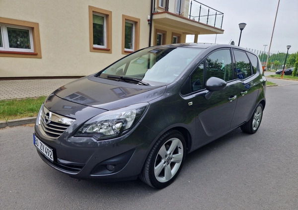 Opel Meriva cena 25500 przebieg: 162000, rok produkcji 2010 z Chocz małe 254